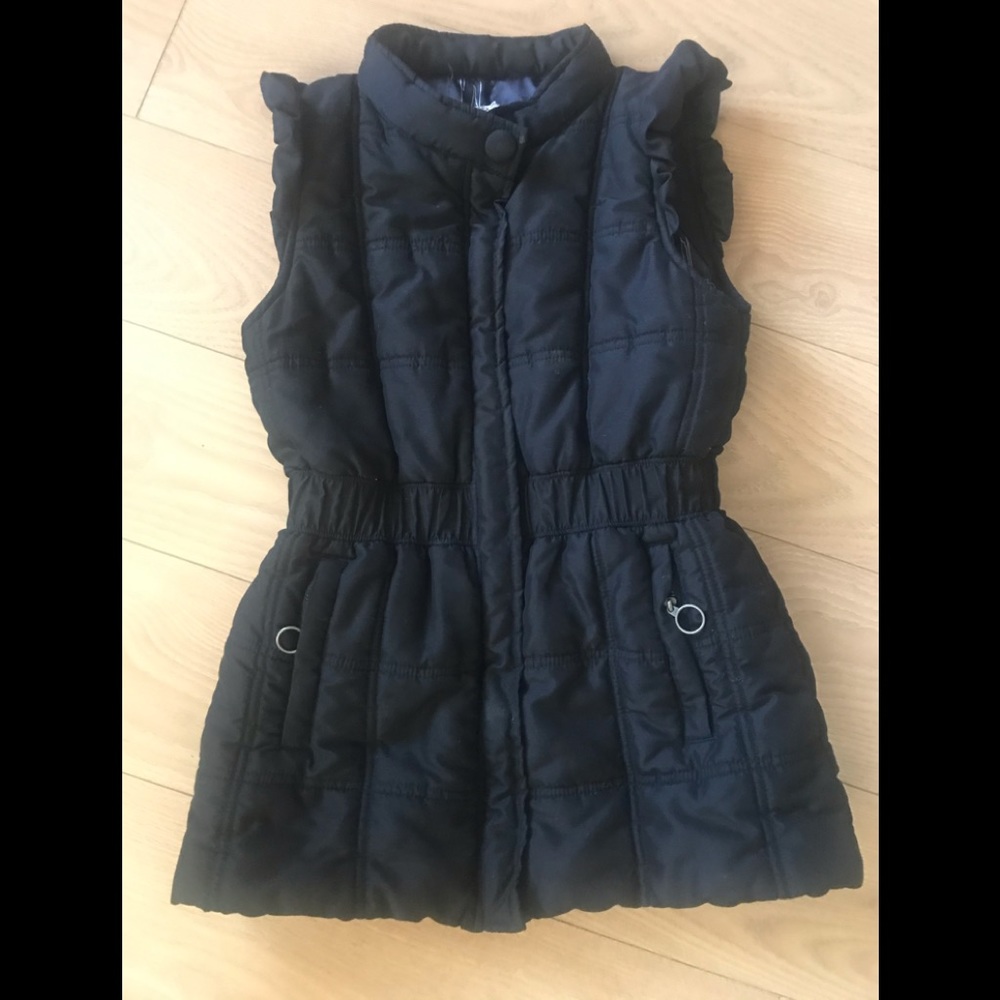 Tulle Quilted vest ,pockets and cinched in waist